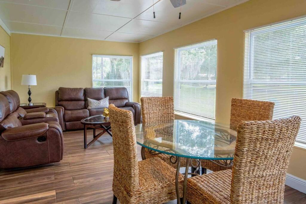 3bdr2bath In Close To Tampa, 20 Min To Stadium, Airport Holiday home